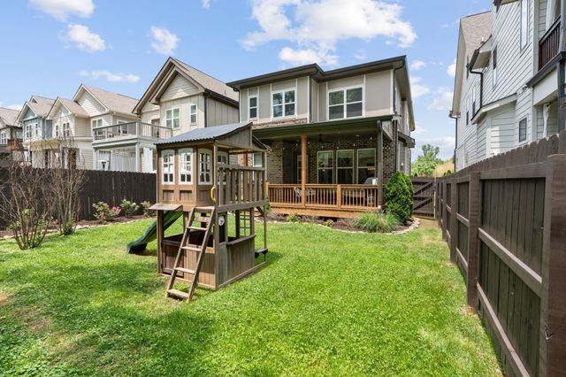 1905A Kimbark Dr, Nashville, TN 37215