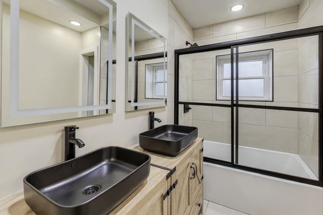 1337 S Austin Boulevard, Cicero, IL 60804