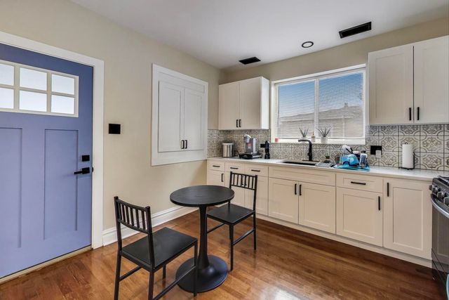 1337 S Austin Boulevard, Cicero, IL 60804