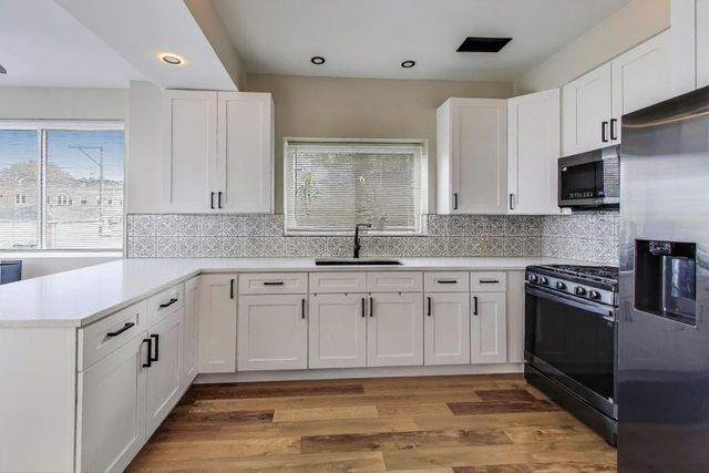 1337 S Austin Boulevard, Cicero, IL 60804