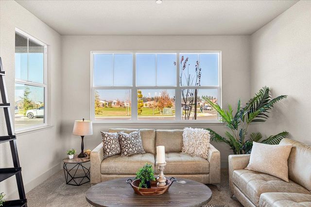 2970 E Tuolumne Rd, Turlock, CA 95382