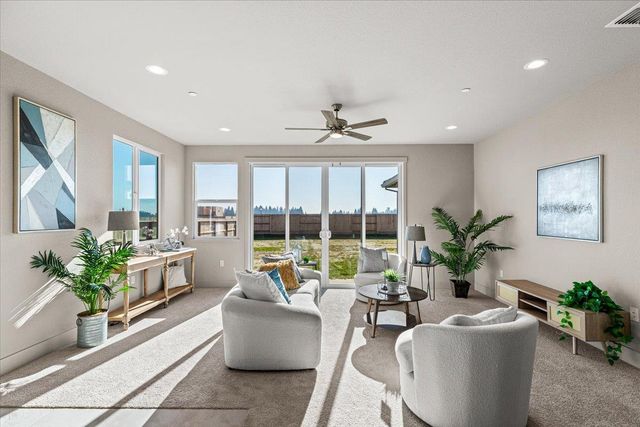 2970 E Tuolumne Rd, Turlock, CA 95382