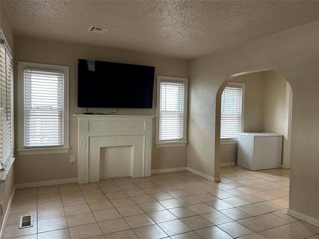 629 SW 46th Street, Oklahoma City, OK 73109