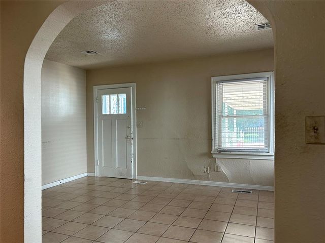 629 SW 46th Street, Oklahoma City, OK 73109