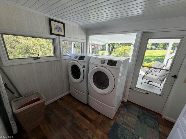 921 N Franklin Road, Mount Airy, NC 27030