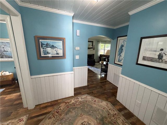921 N Franklin Road, Mount Airy, NC 27030