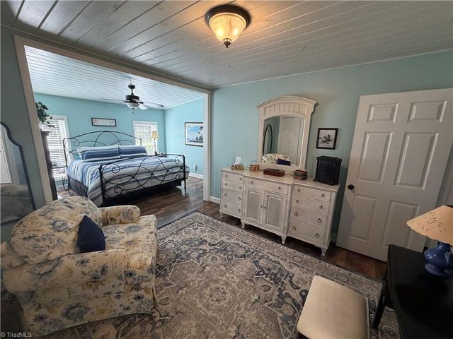 921 N Franklin Road, Mount Airy, NC 27030