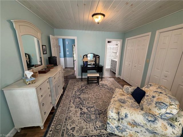 921 N Franklin Road, Mount Airy, NC 27030