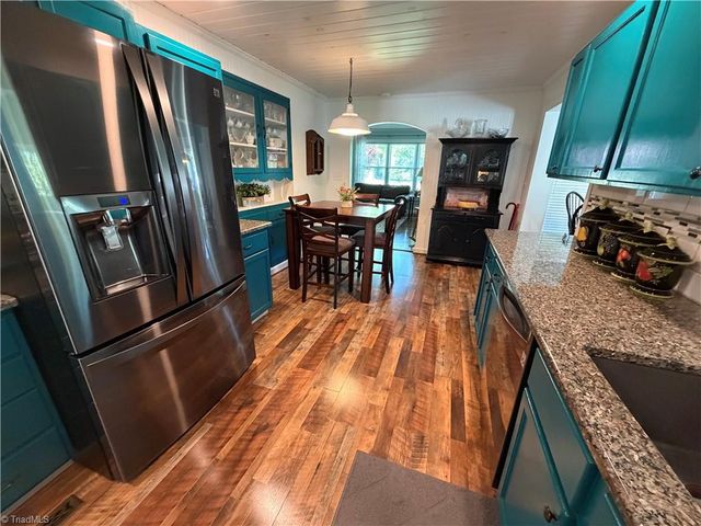921 N Franklin Road, Mount Airy, NC 27030