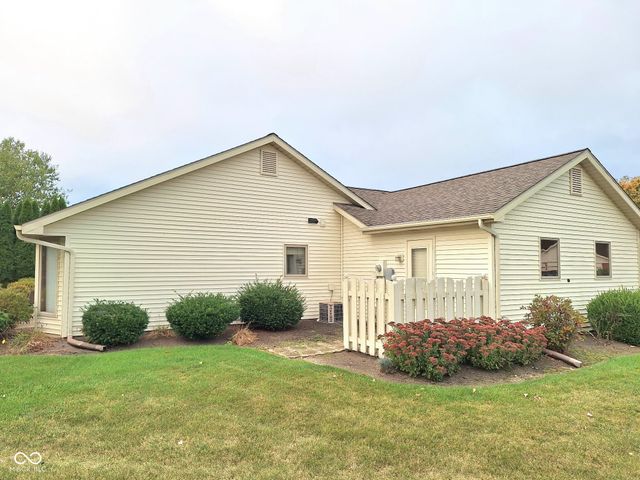 2306 Laforge Lane, Auburn, IN 46706