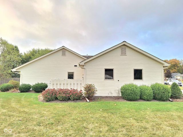 2306 Laforge Lane, Auburn, IN 46706