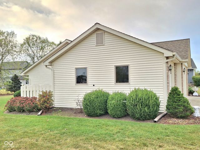 2306 Laforge Lane, Auburn, IN 46706