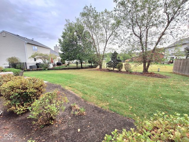 2306 Laforge Lane, Auburn, IN 46706