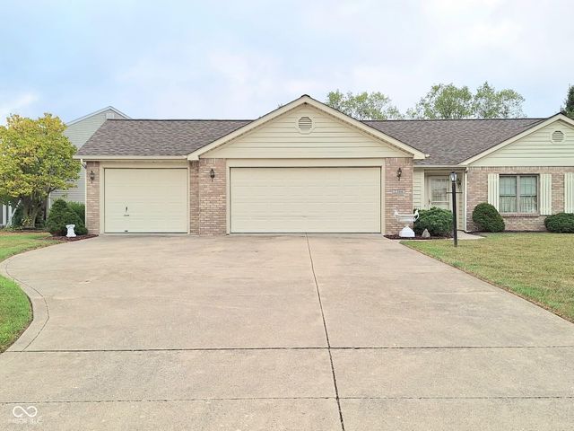 2306 Laforge Lane, Auburn, IN 46706