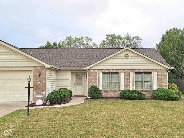 2306 Laforge Lane, Auburn, IN 46706