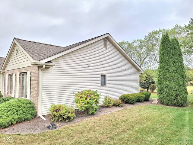 2306 Laforge Lane, Auburn, IN 46706