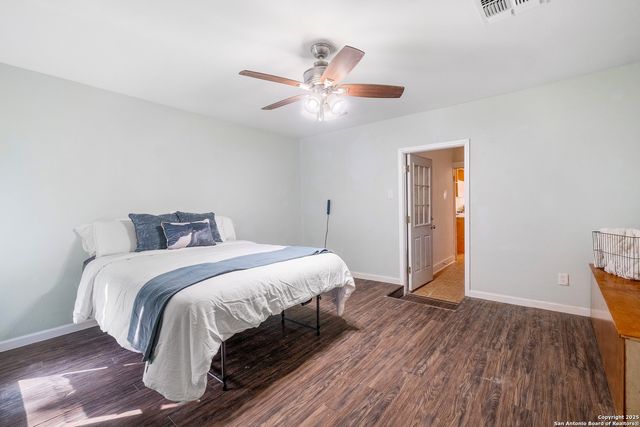 428 W LULLWOOD AVE, San Antonio, TX 78212