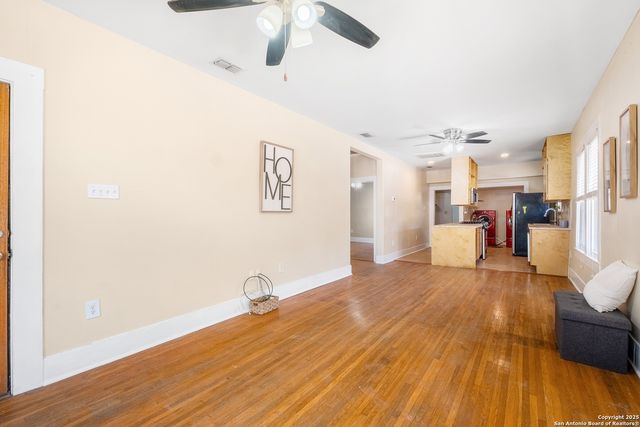 428 W LULLWOOD AVE, San Antonio, TX 78212