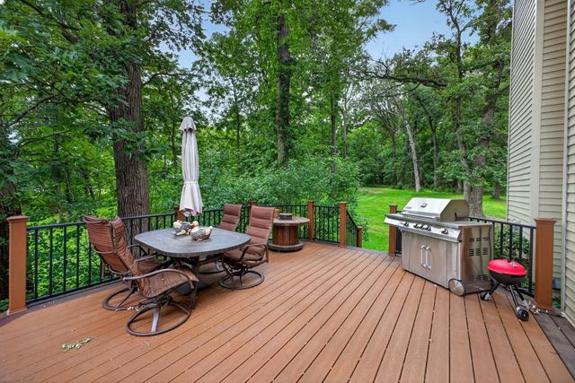 5843 Meadow Drive SE, Rochester, MN 55904