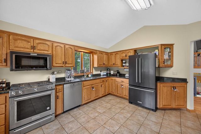 5843 Meadow Drive SE, Rochester, MN 55904