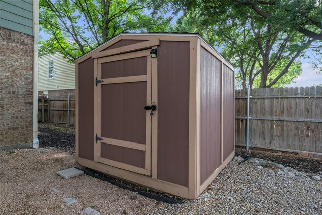 5579 Rocky Mountain Road, Fort Worth, TX 76137