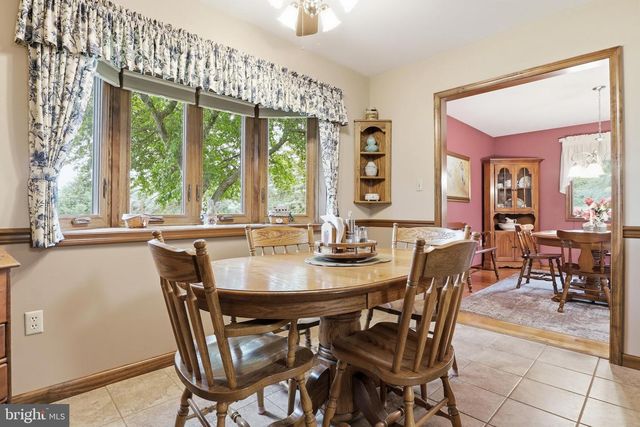 6 ENCK CIRCLE, Enola, PA 17025