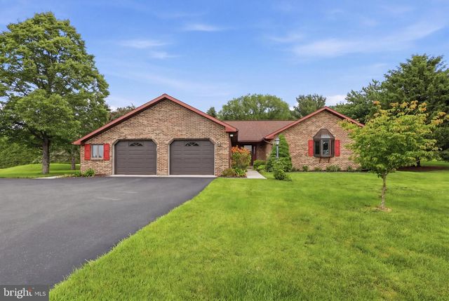 6 ENCK CIRCLE, Enola, PA 17025