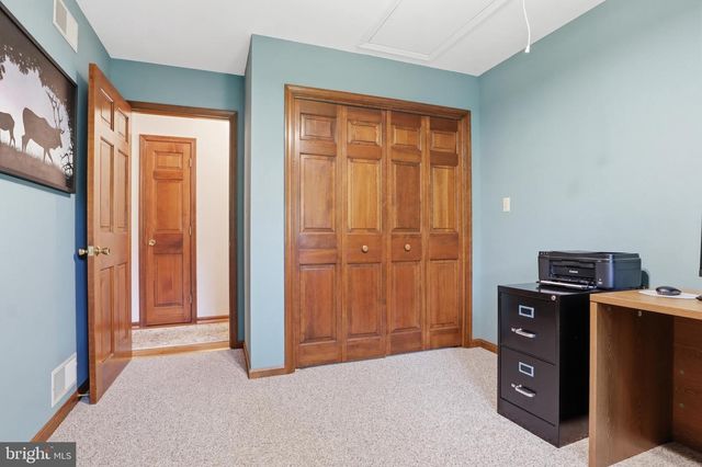 6 ENCK CIRCLE, Enola, PA 17025