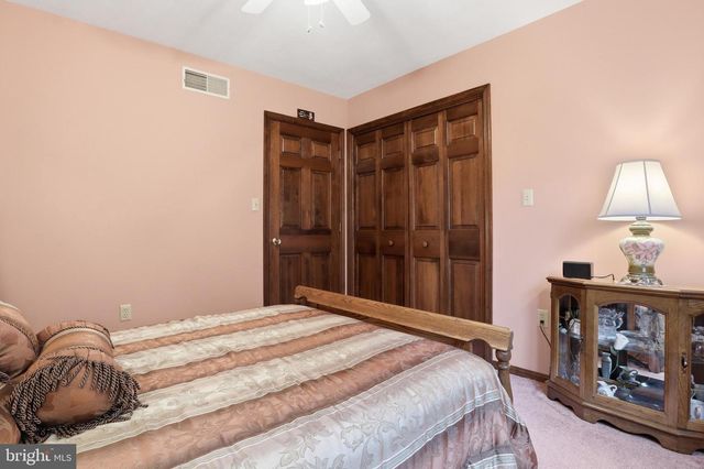 6 ENCK CIRCLE, Enola, PA 17025
