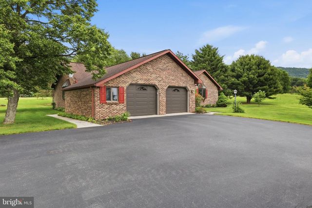 6 ENCK CIRCLE, Enola, PA 17025