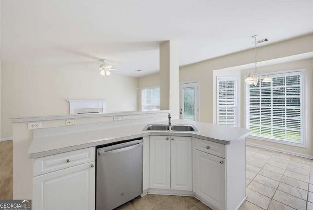 805 Chelsea Wood Court, Stockbridge, GA 30281