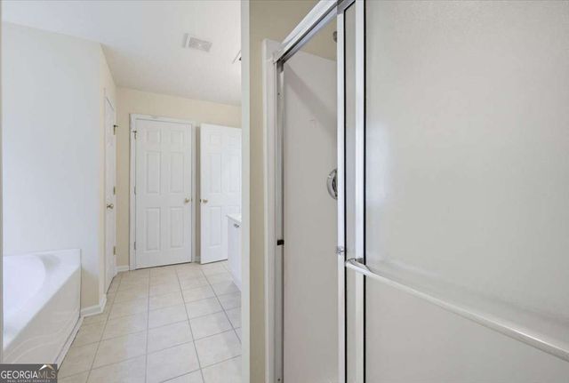 805 Chelsea Wood Court, Stockbridge, GA 30281
