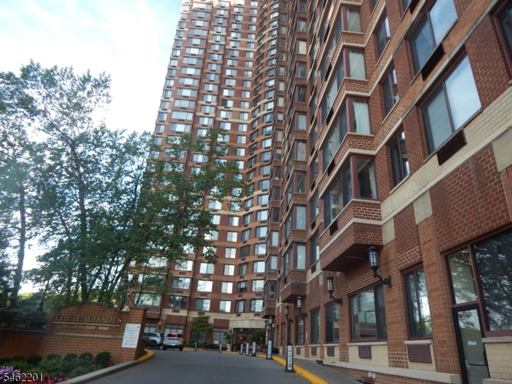 100 Old Palisade Rd1503 1503, Fort Lee Boro, NJ 07024 — photo 2