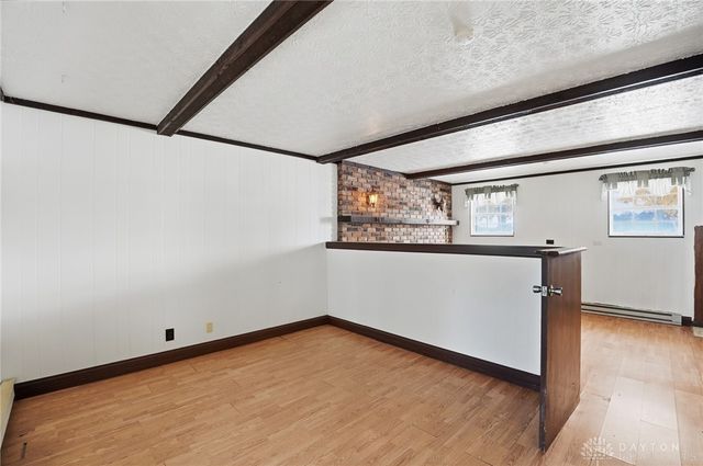 9109 Bindley Mounts Road, Blanchester, OH 45107