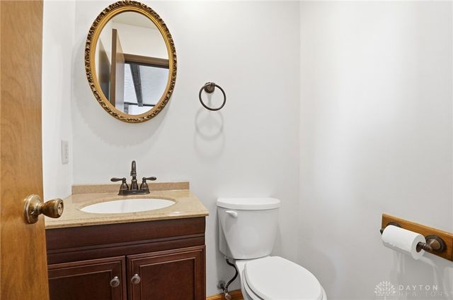 9109 Bindley Mounts Road, Blanchester, OH 45107