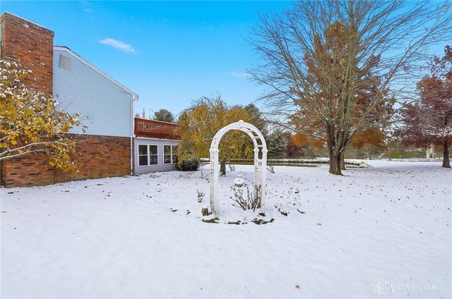 9109 Bindley Mounts Road, Blanchester, OH 45107