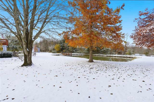 9109 Bindley Mounts Road, Blanchester, OH 45107