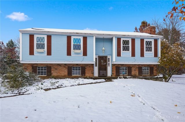 9109 Bindley Mounts Road, Blanchester, OH 45107