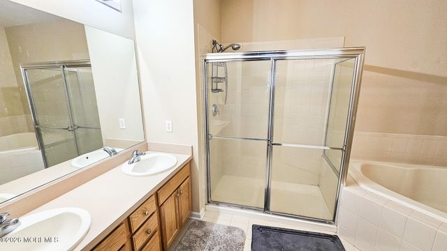 51 Farrah Drive, Manahawkin, NJ 08050