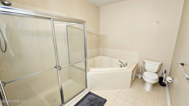 51 Farrah Drive, Manahawkin, NJ 08050