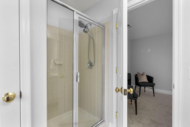 3222 THEODORE R HAGANS DR NE, Washington, DC 20018