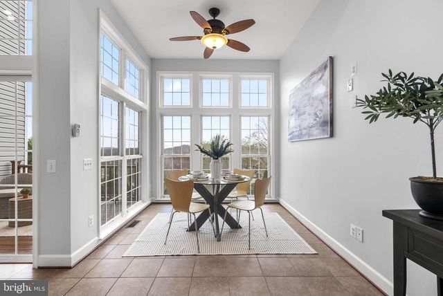 3222 THEODORE R HAGANS DR NE, Washington, DC 20018