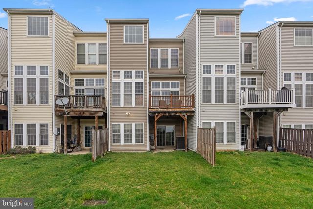 3222 THEODORE R HAGANS DR NE, Washington, DC 20018