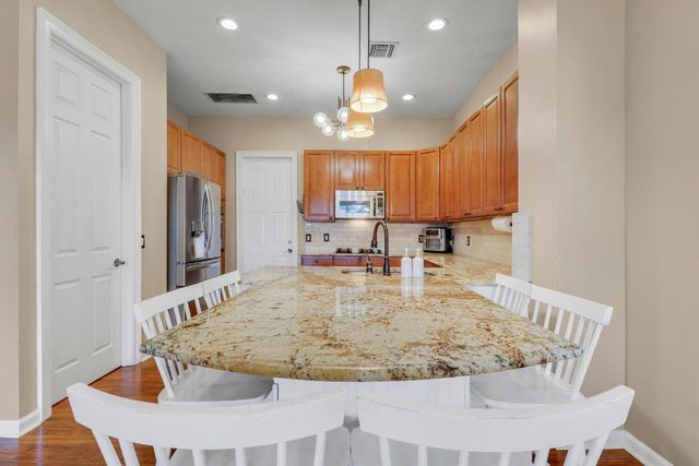 770 Bocce Court, Palm Beach Gardens, FL 33410