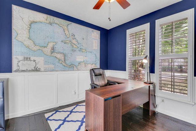 770 Bocce Court, Palm Beach Gardens, FL 33410