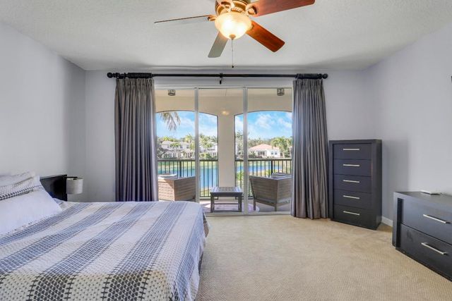 770 Bocce Court, Palm Beach Gardens, FL 33410