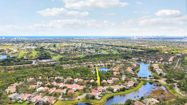 770 Bocce Court, Palm Beach Gardens, FL 33410