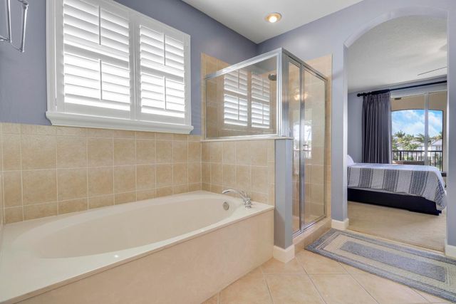 770 Bocce Court, Palm Beach Gardens, FL 33410