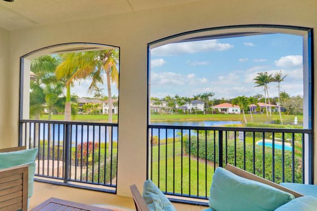 770 Bocce Court, Palm Beach Gardens, FL 33410