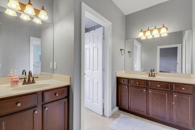 770 Bocce Court, Palm Beach Gardens, FL 33410